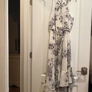 This Calvin Klein dress size 14 is the perfect summer fun or special occasion